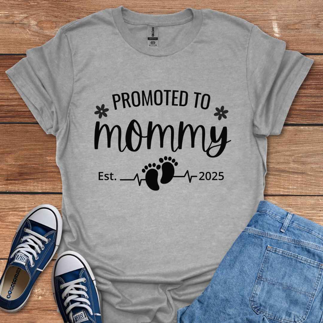 Promoted To Mommy Est. 2025 T-Shirt