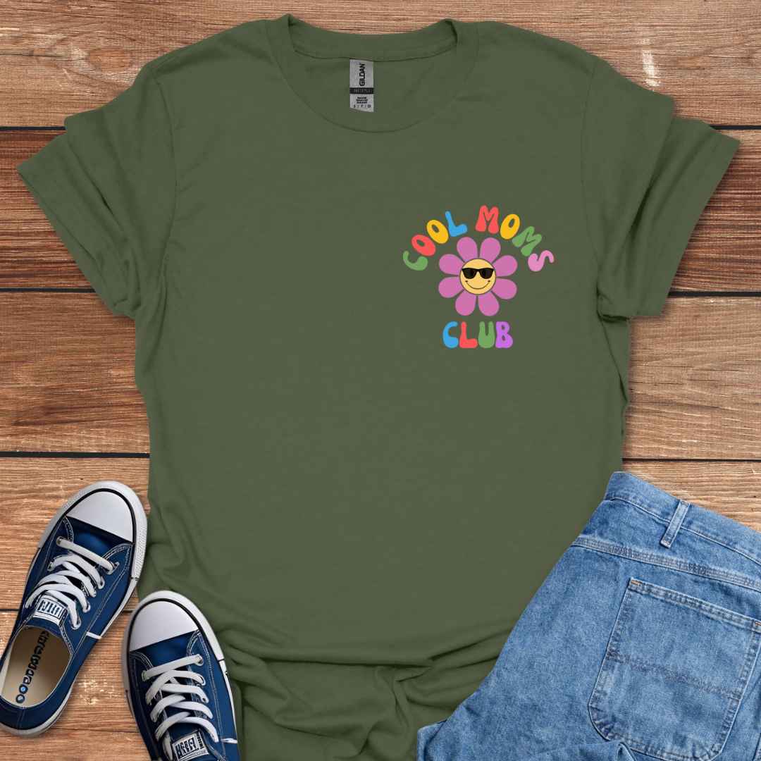 Cool Moms Club Crest Graphic T-Shirt