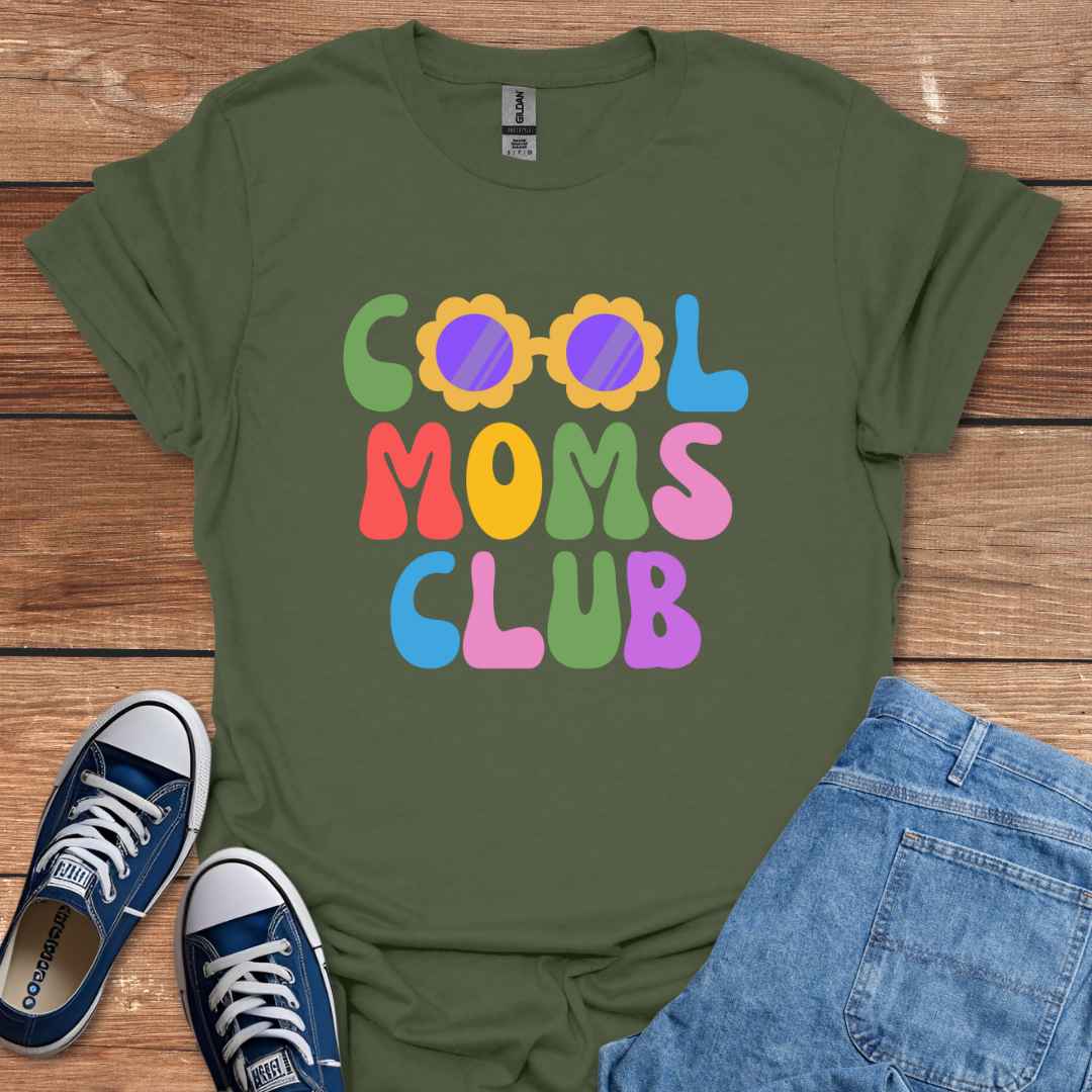Cool Moms Club Graphic T-Shirt